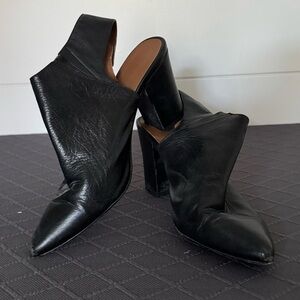 Chinese Laundry Black Leather Women's Mules, Women’s 8.5
